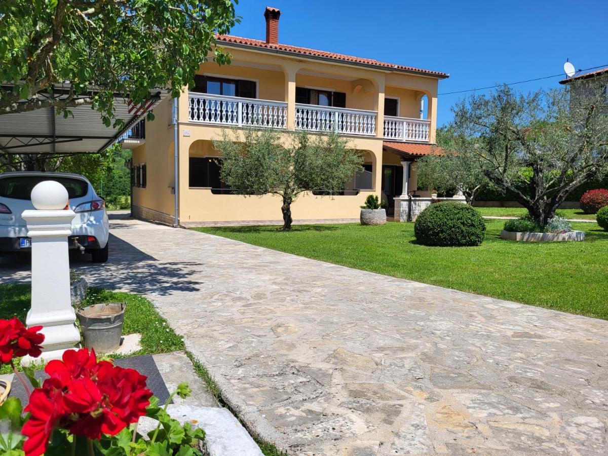 Cozy Mandula Apartamento *